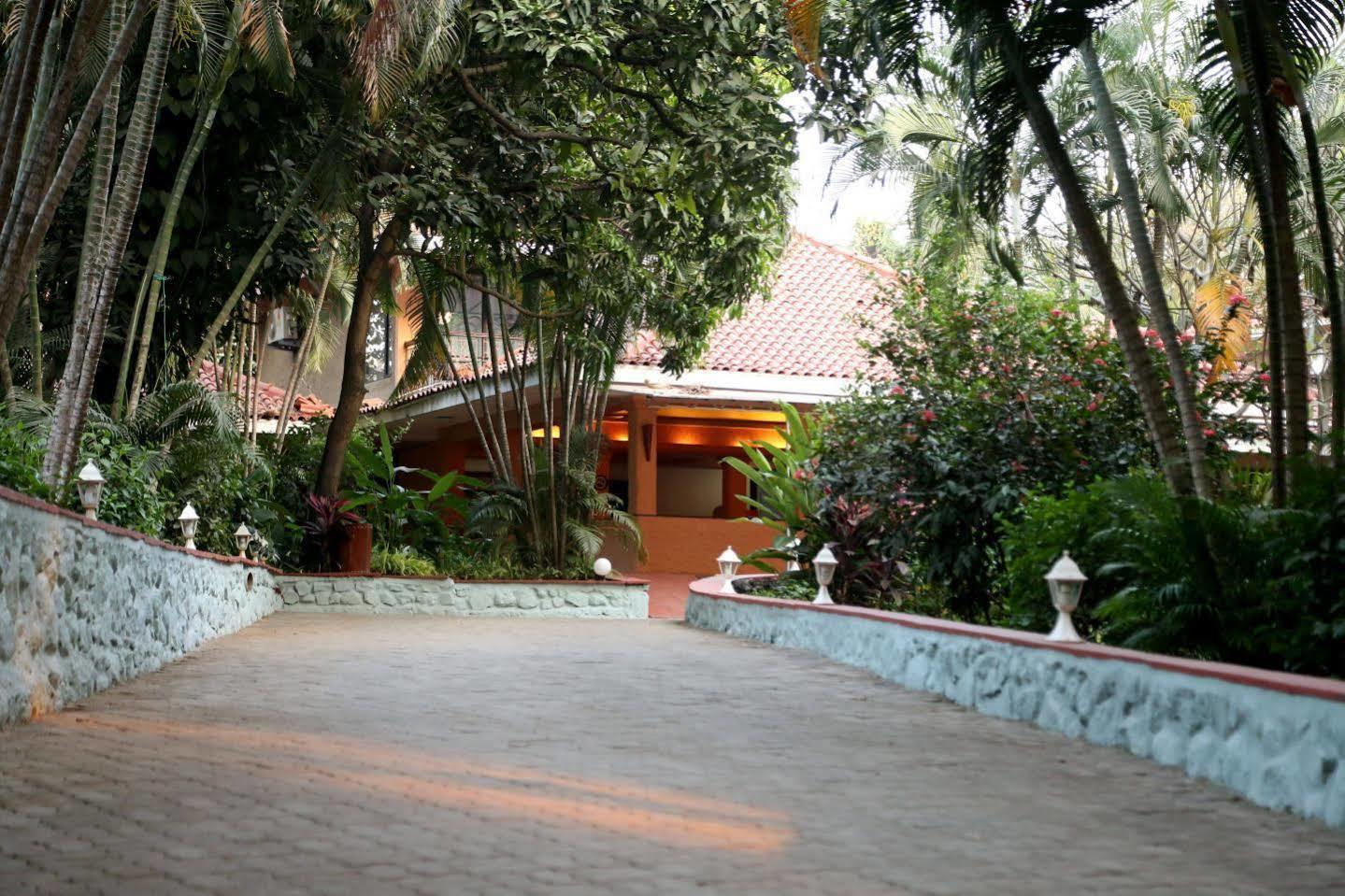 Outpost@Alibaug Hotell Alībāg Eksteriør bilde